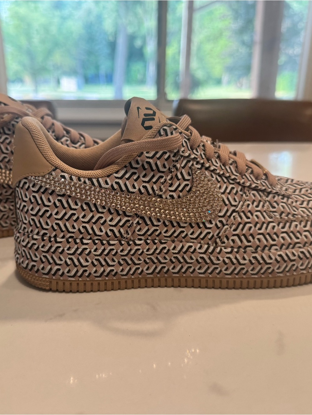 Nike Low-Top Sneakers in Tan and White